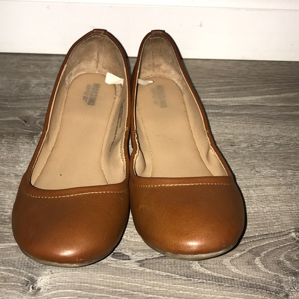 Brown flats
